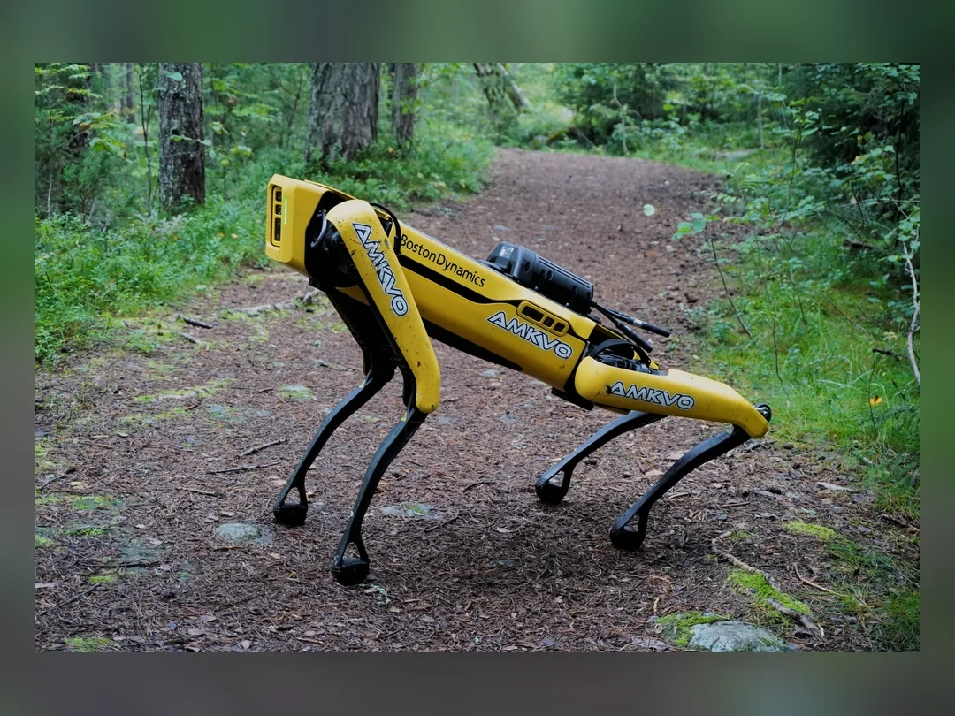 工業場景中的 Boston Dynamics Spot